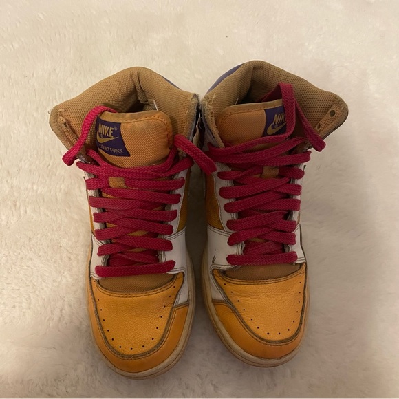 2009 Womens Nike Court Force Light Melon/Varsity Purple High Shoes! Size 8 - Picture 5 of 6